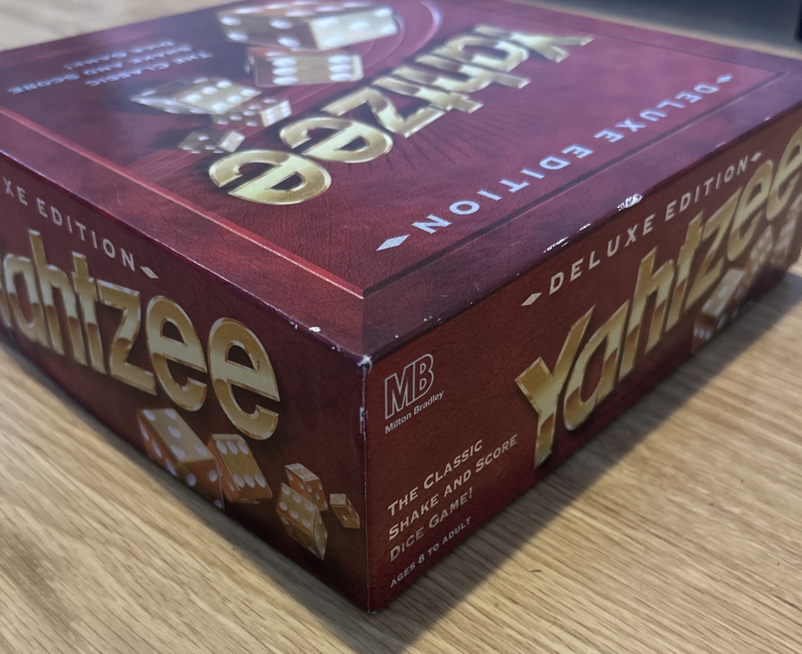 **NEW OPEN BOX** Milton Bradley Yahtzee Deluxe Edition 1997 Gold Dice Board Game