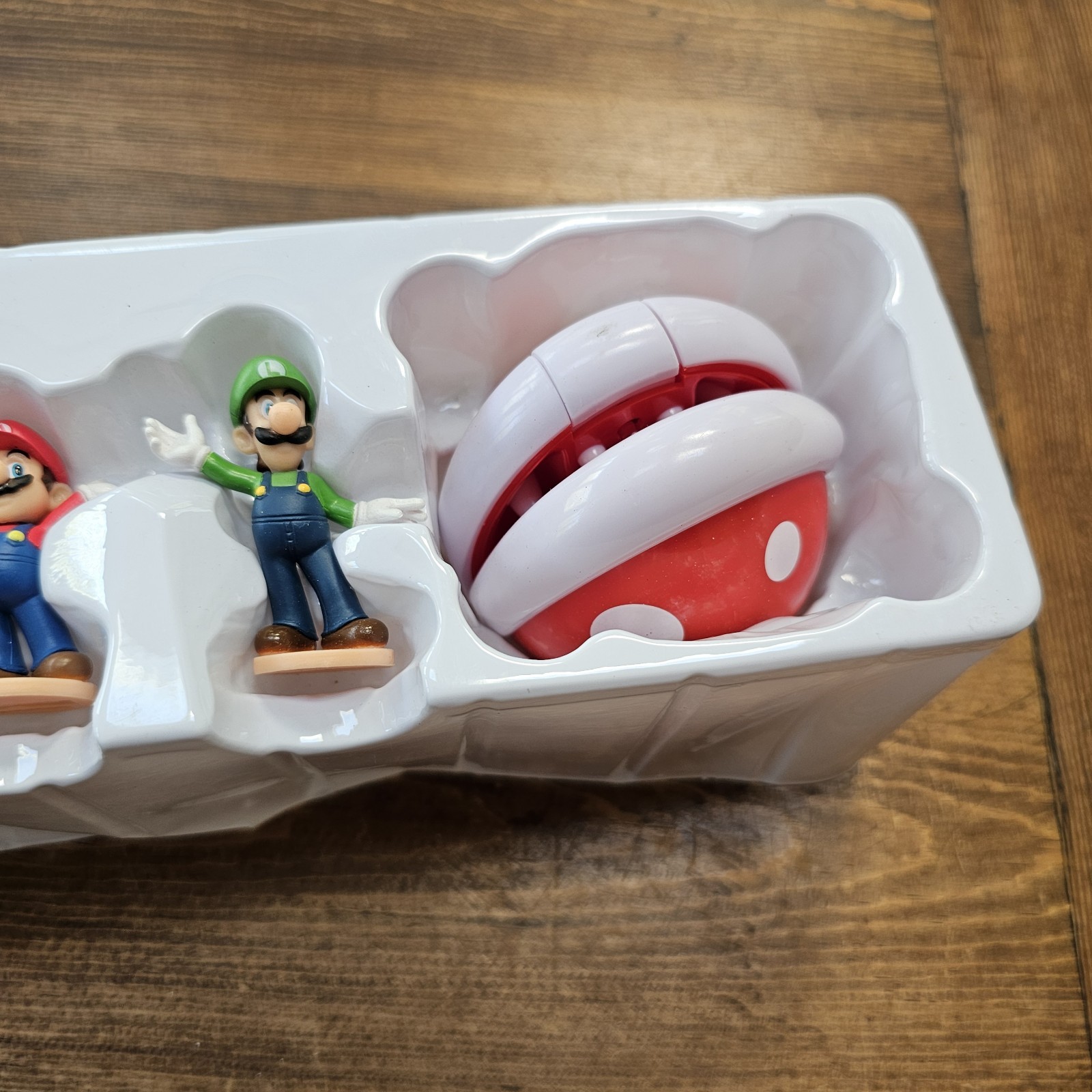 Super Mario Bite Attention Piranha Plant Game New Rare Game Complete Box Damage