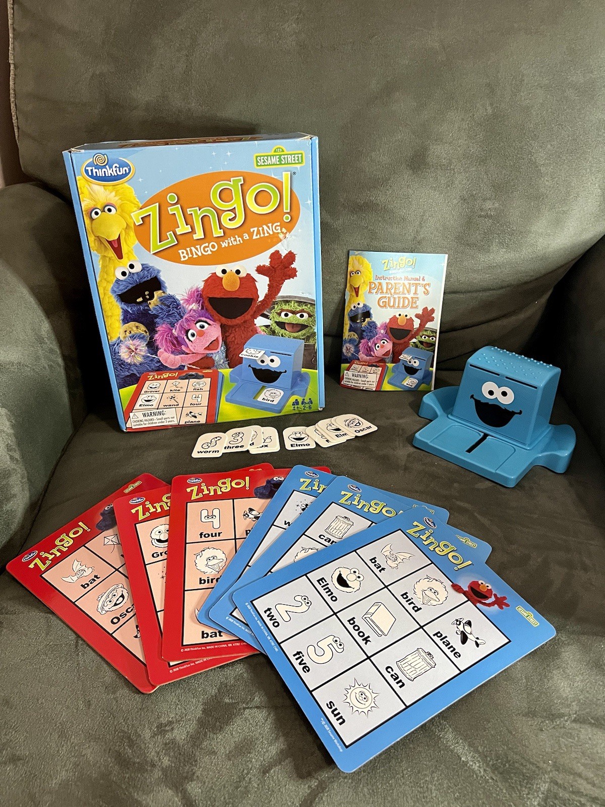 Sesame Street Zingo! Bingo With A Zing ThinkFun Ages 4+ For 2-6 Players