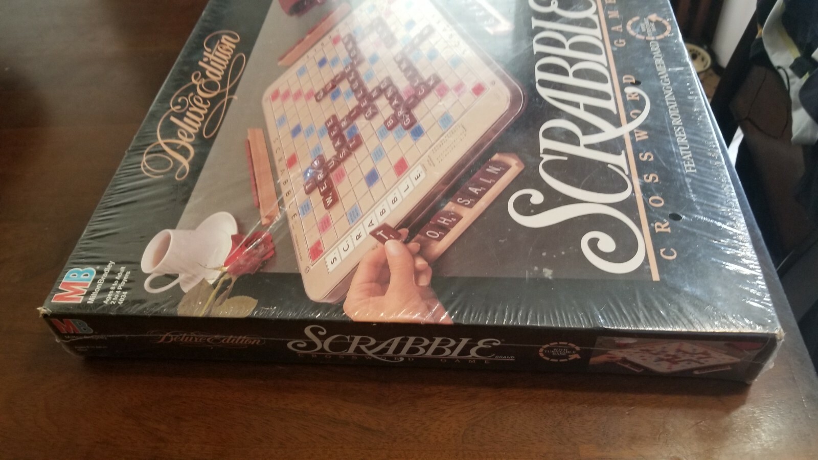 Milton Bradley 4034 Scrabble Deluxe Edition Board Game