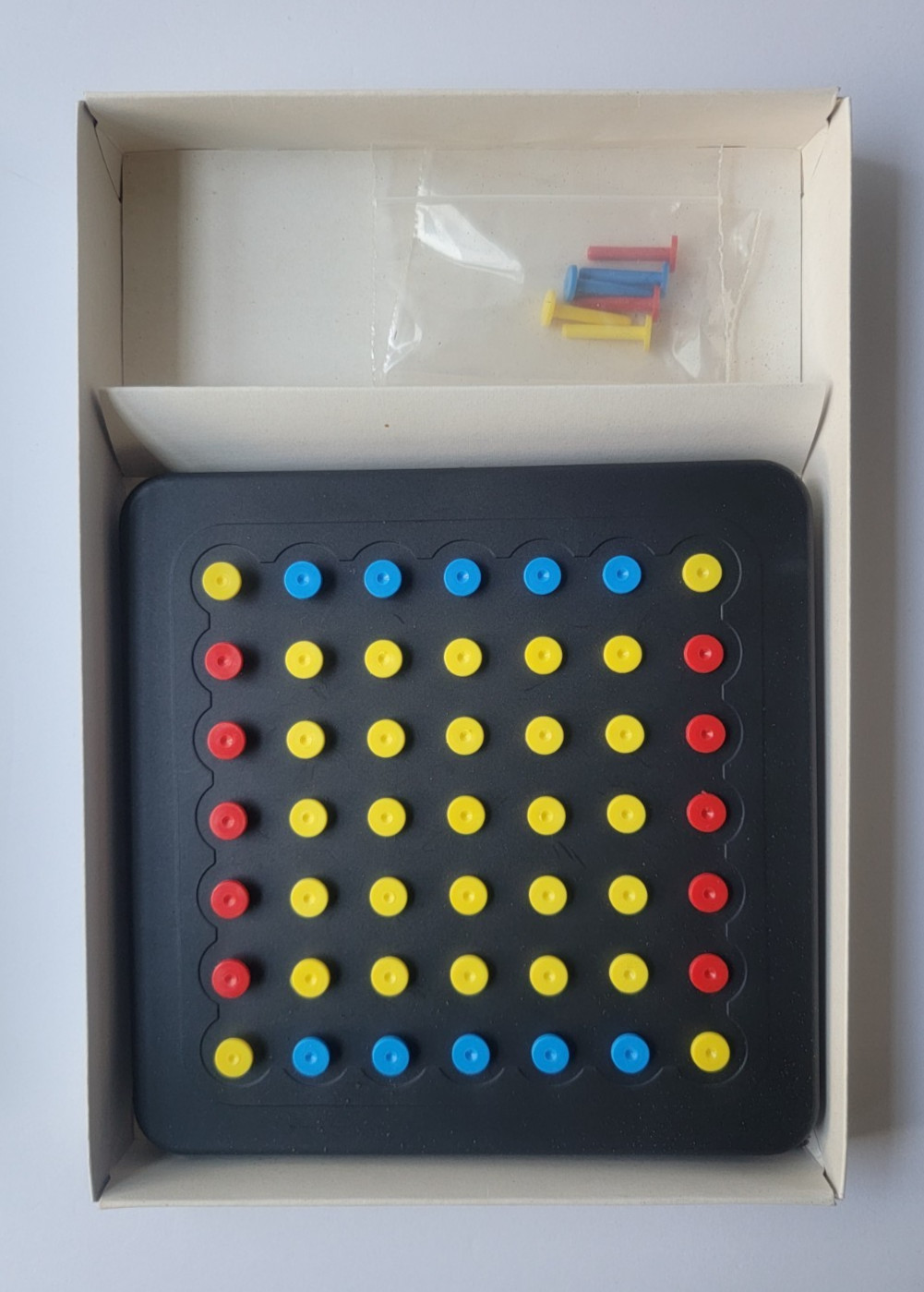 Lot of Vintage Board Games – Qubic, Catch 21, Hi Q, Press Ups, Break Away + 1