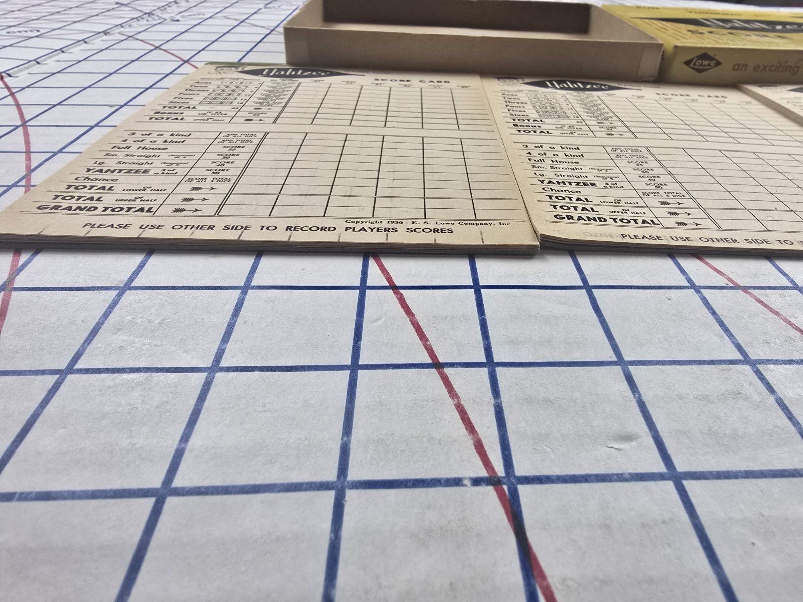 VTG Vintage 1950’s-60’s Yahtzee – Score Pads (4) – in Original Box E.S. Lowe Co
