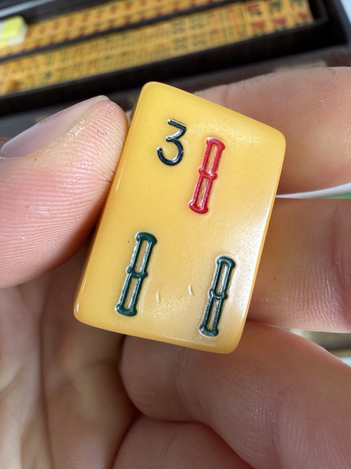 167 Tile Butterscotch Bakelite CARDINAL PRODUCTS CO. Mahjong Set Case 4 Racks