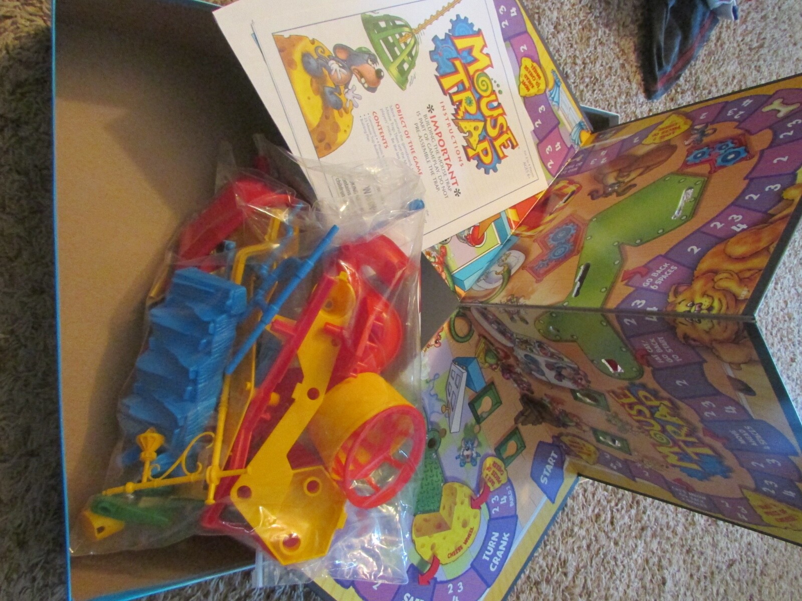 1999 Mouse Trap Game by Milton Bradley Complete VGC No box