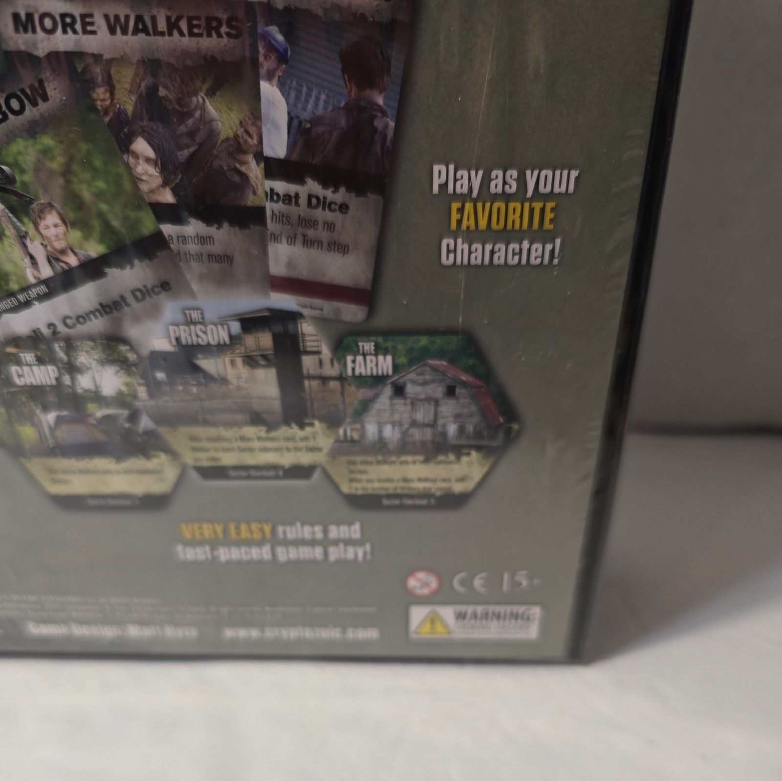 The Walking Dead AMC Don’t Look Back Board Game Dice Rolling Game 1-4 Players