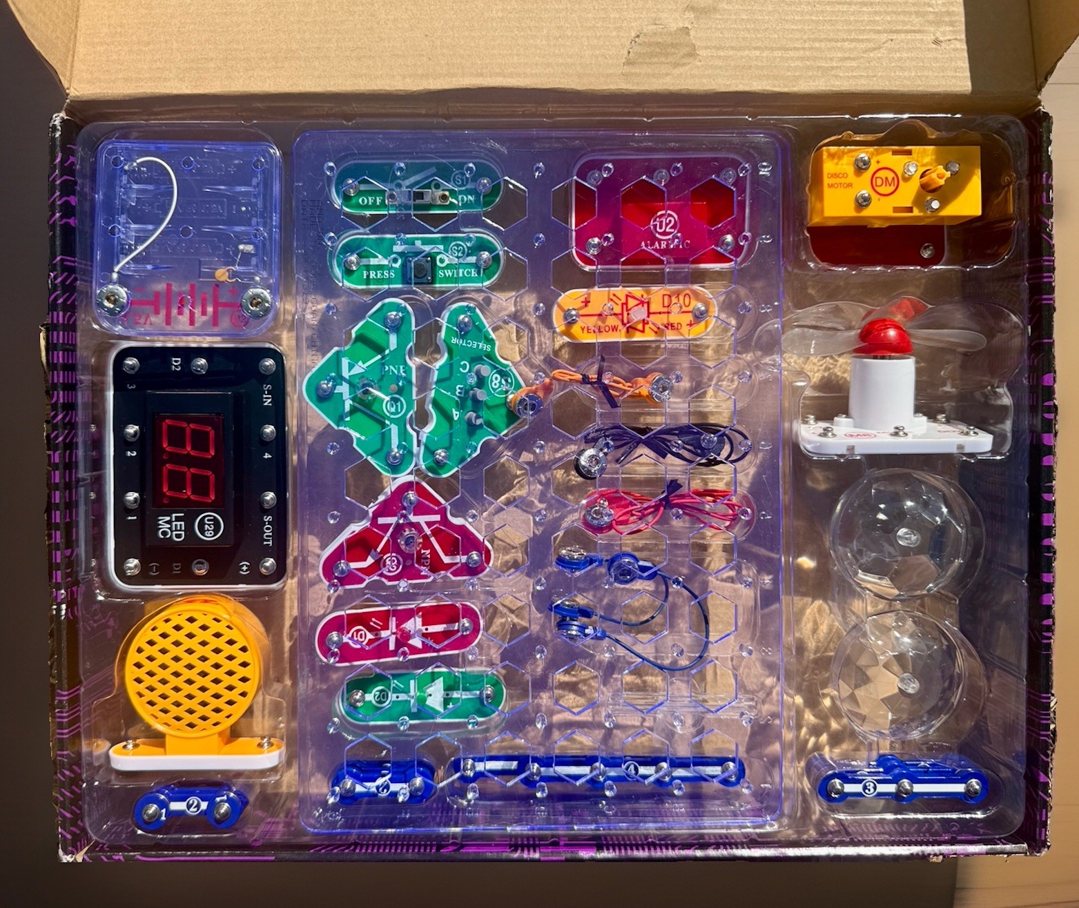 Elenco Snap Circuits Arcade Electronics Exploration Kit SCA200 STEM Toy Complete