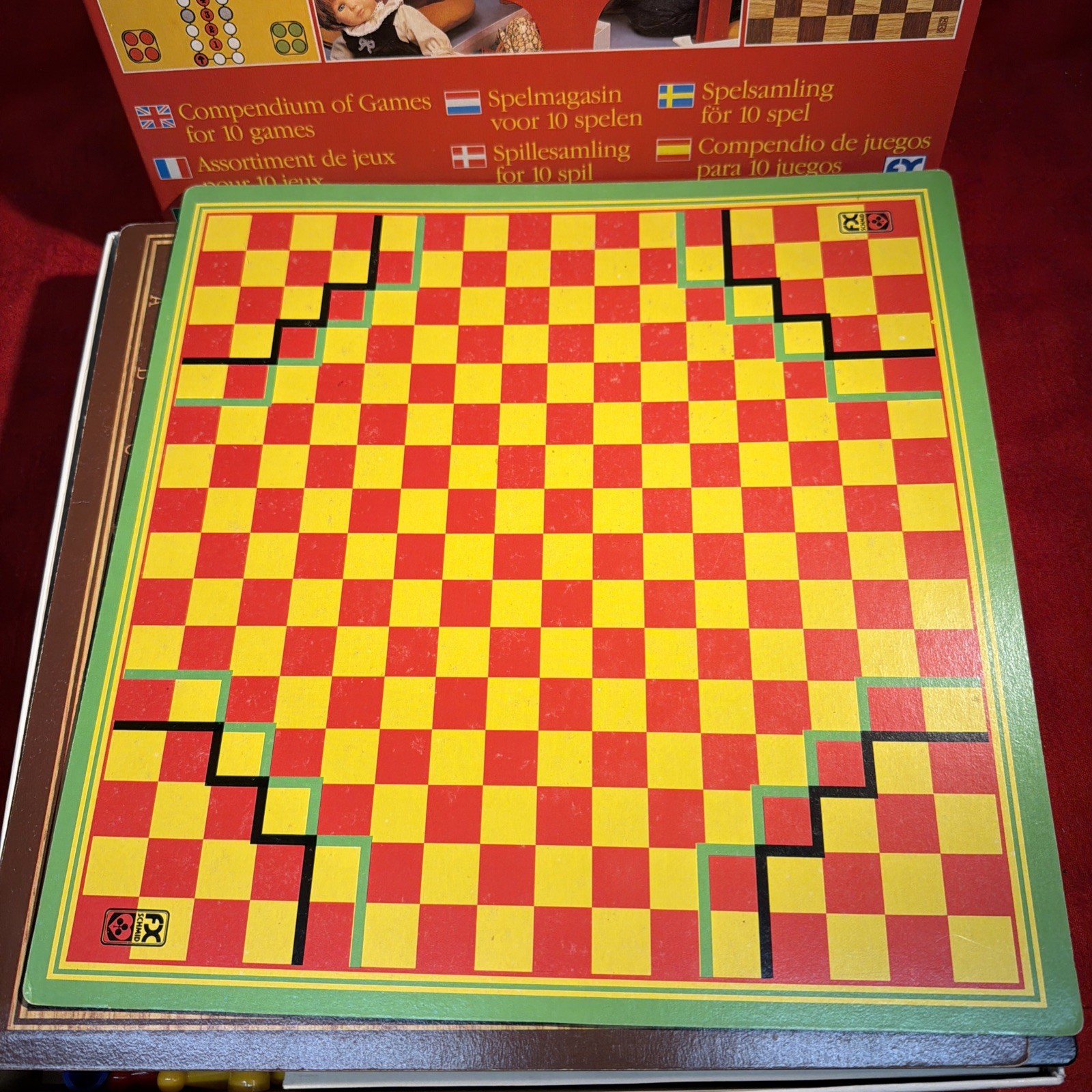 VINTAGE SCHMIDT SPIELE 10-GAMEBOARD SET