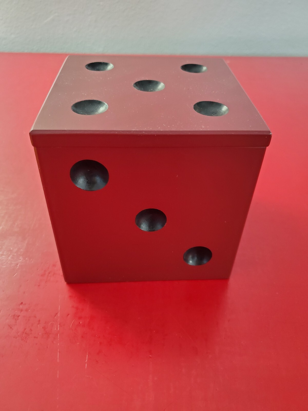 Front Porch Classics ~ LIAR’S DICE, A Classic Bluffing Game In Wood Box Complete