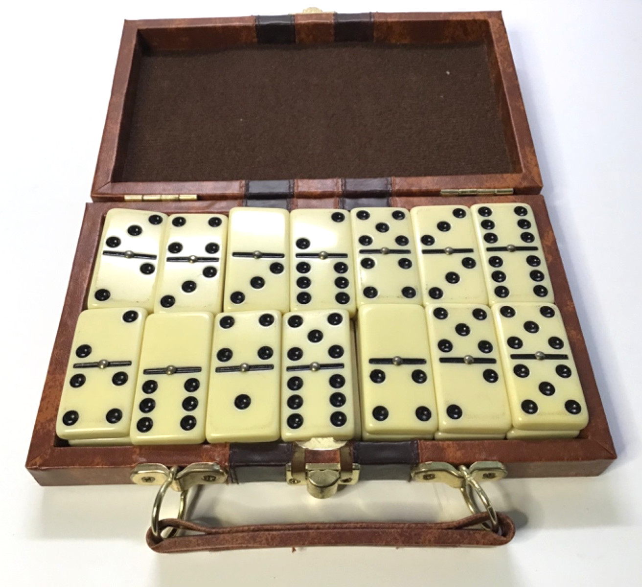 DIMINO SET WITH CASE – 28 PIECE DOMINO SET