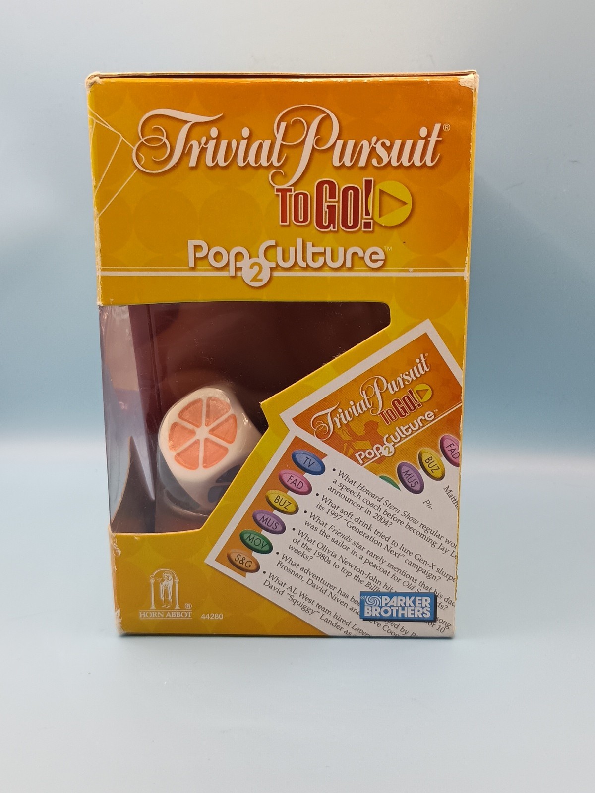 Hasbro Parker Brothers Trivial Pursuit To Go Pop Culture 2 Travel Brand New Game