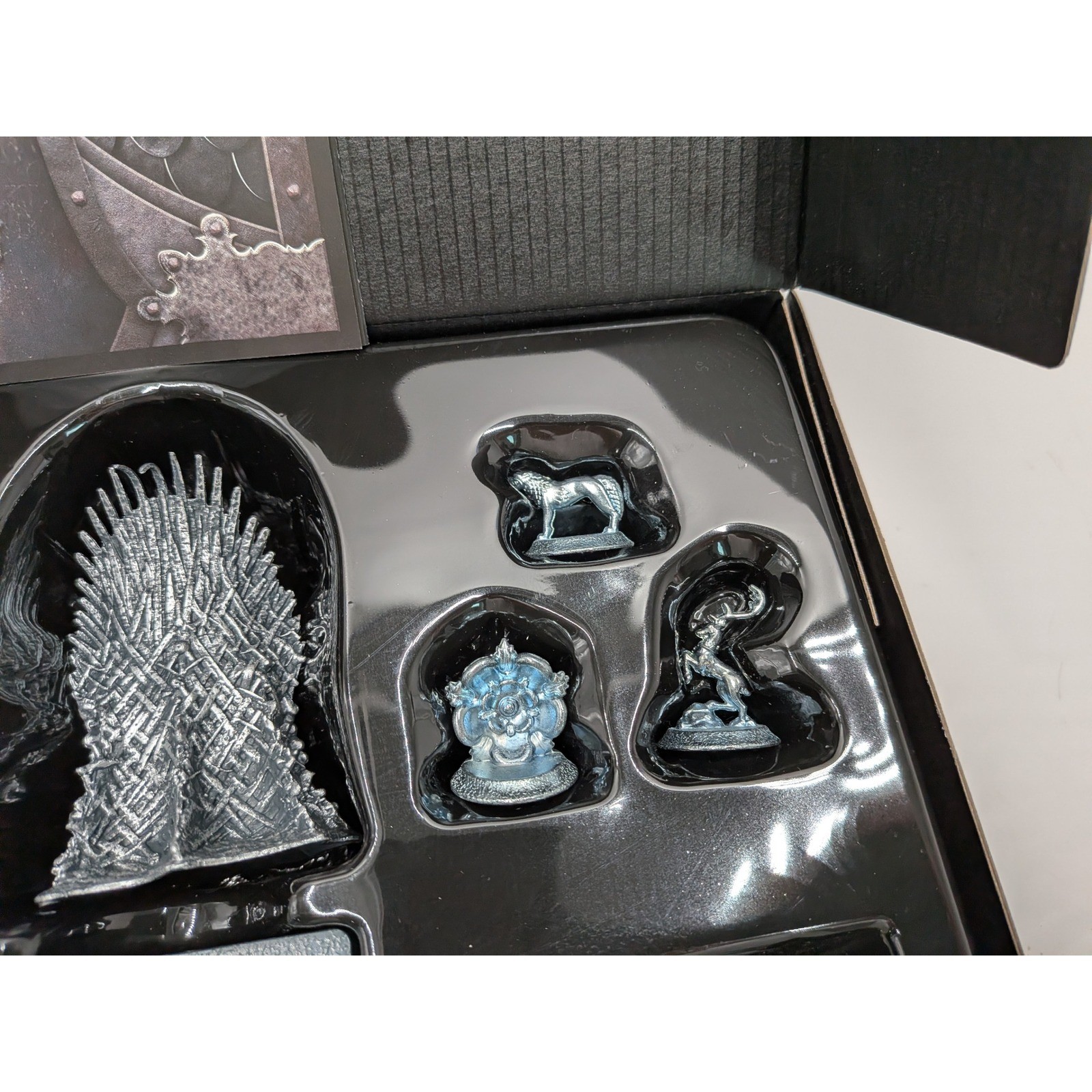 Hasbro Monopoly Game of Thrones Board Game Musical Iron Throne E3278 Complete