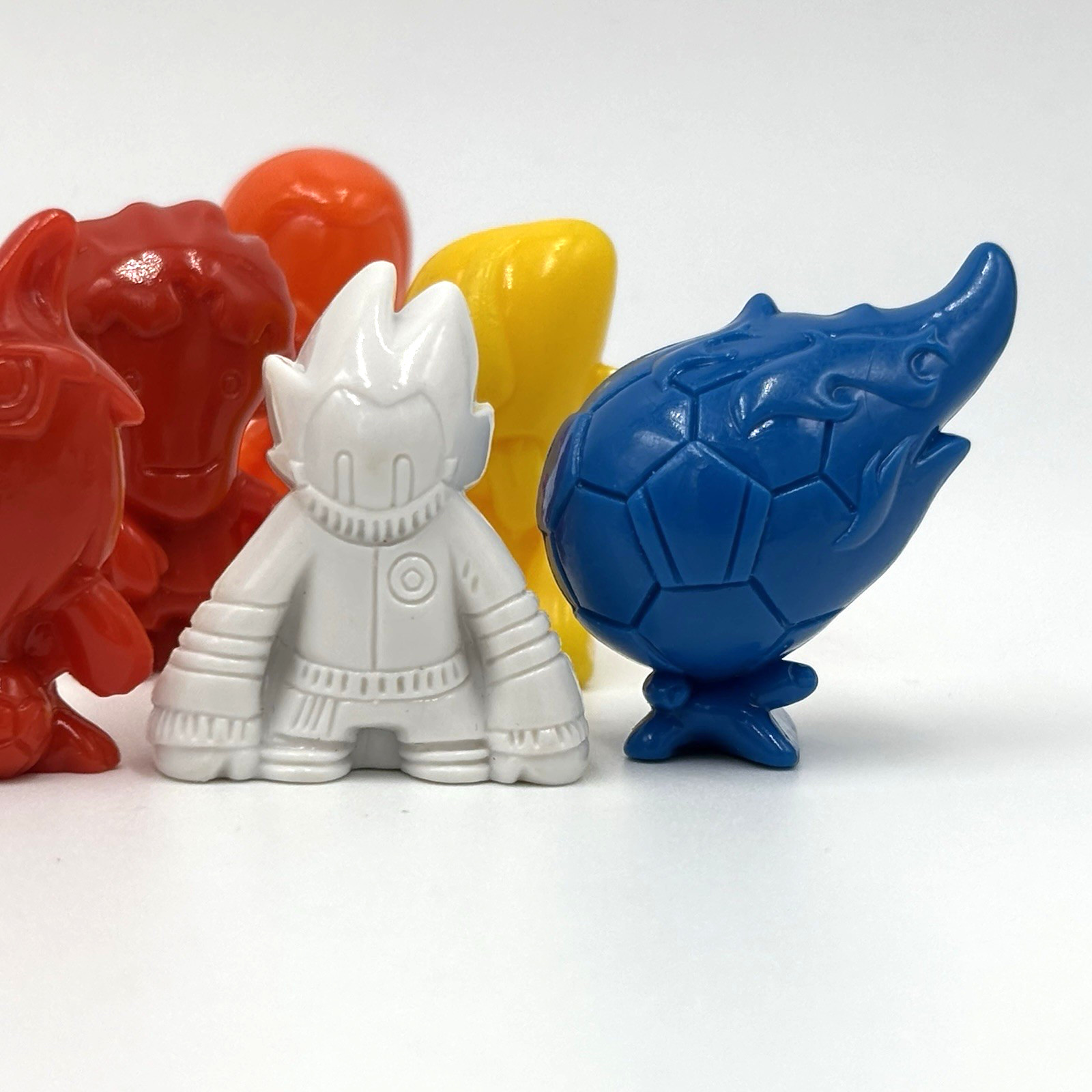 FIFA World Cup Collectible Figures Gogos Crazy Bones Football Soccer