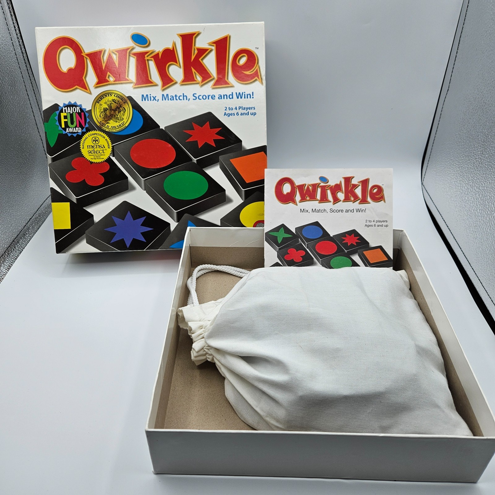 QWIRKLE Board Tile Game 100% COMPLETE 2010 MENSA Select AWARD WINNER