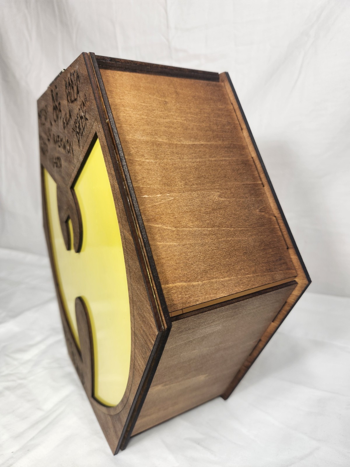 3 Piece Wu-Tang Clan Monopoly Display Case (READ DESCRIPTION DISPLAY CASE ONLY)