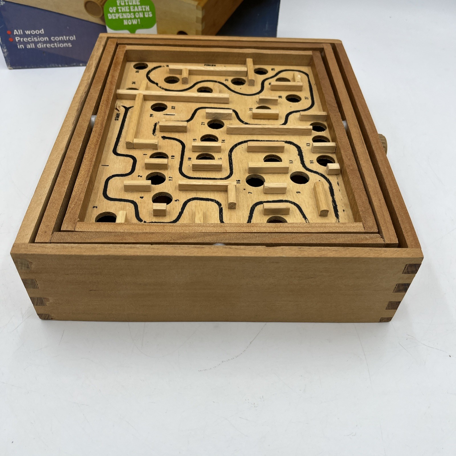 Vintage 1990’s Labyrinth Premiere Edition – Wooden Marble Game by Cardinal