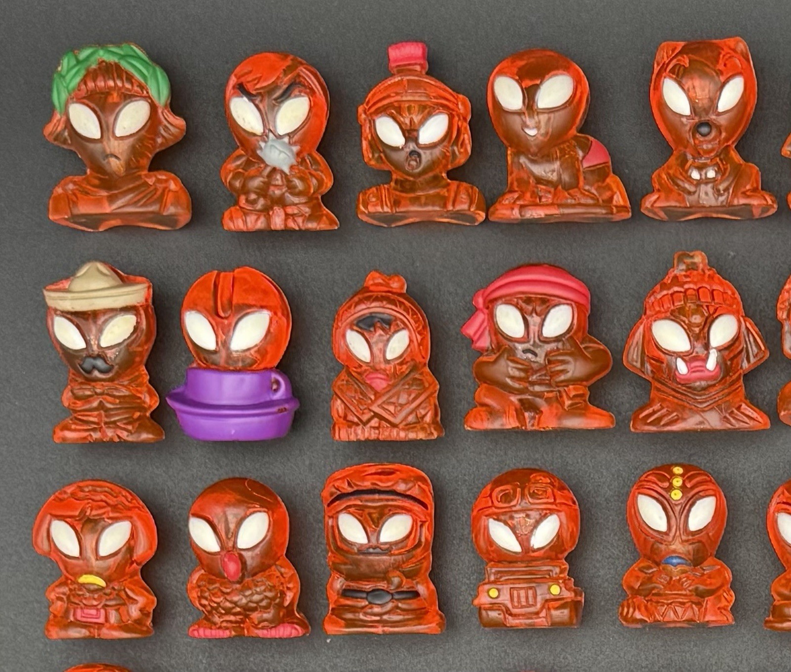Full Set of 40 Hielocos Coca-Cola Aliens – Orange Edition – Mexico – Rare Set