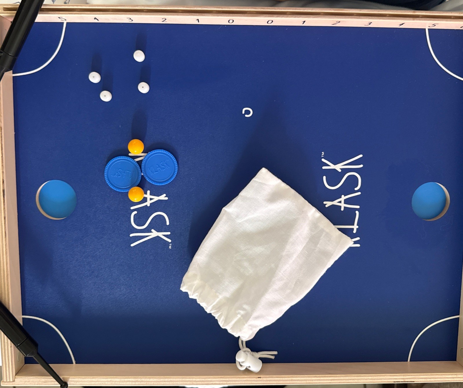 KLASK Board Game An Epic Magnetic Battle 2-player Kids Adults Denmark Complete