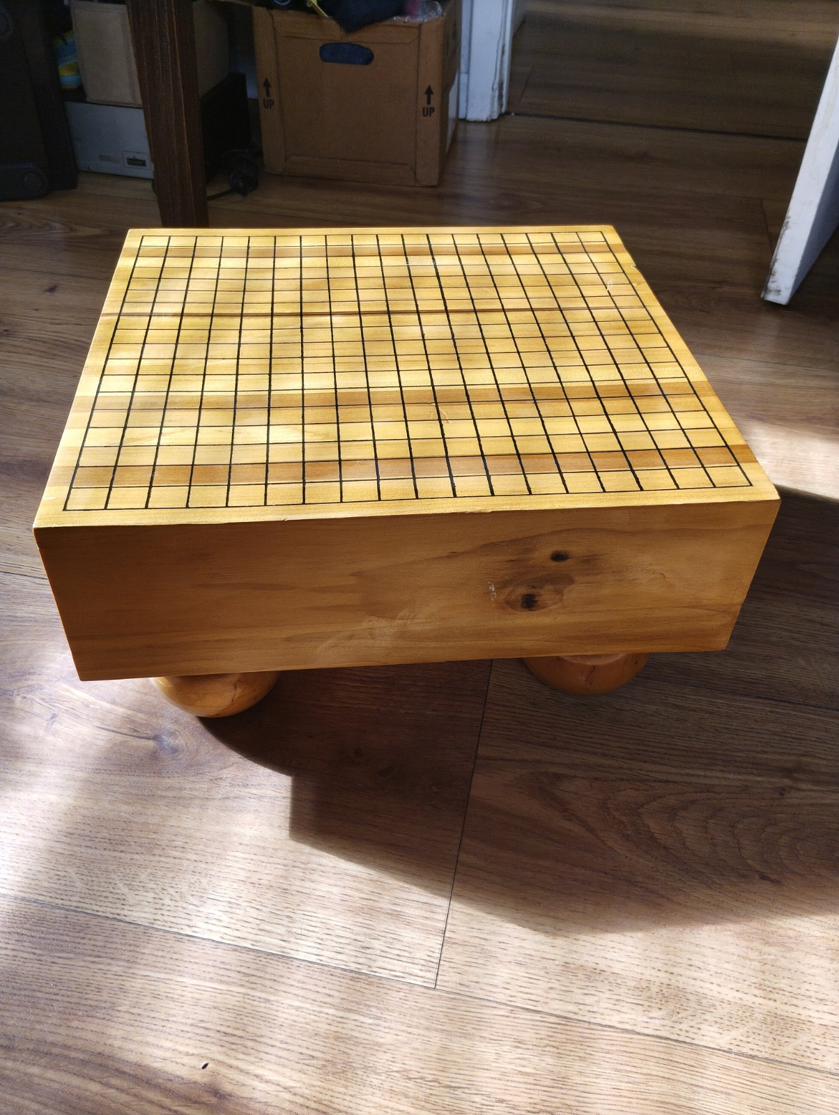Go-board Goban with legs Traditional Japanese Board Game 5 3/8″ Thick