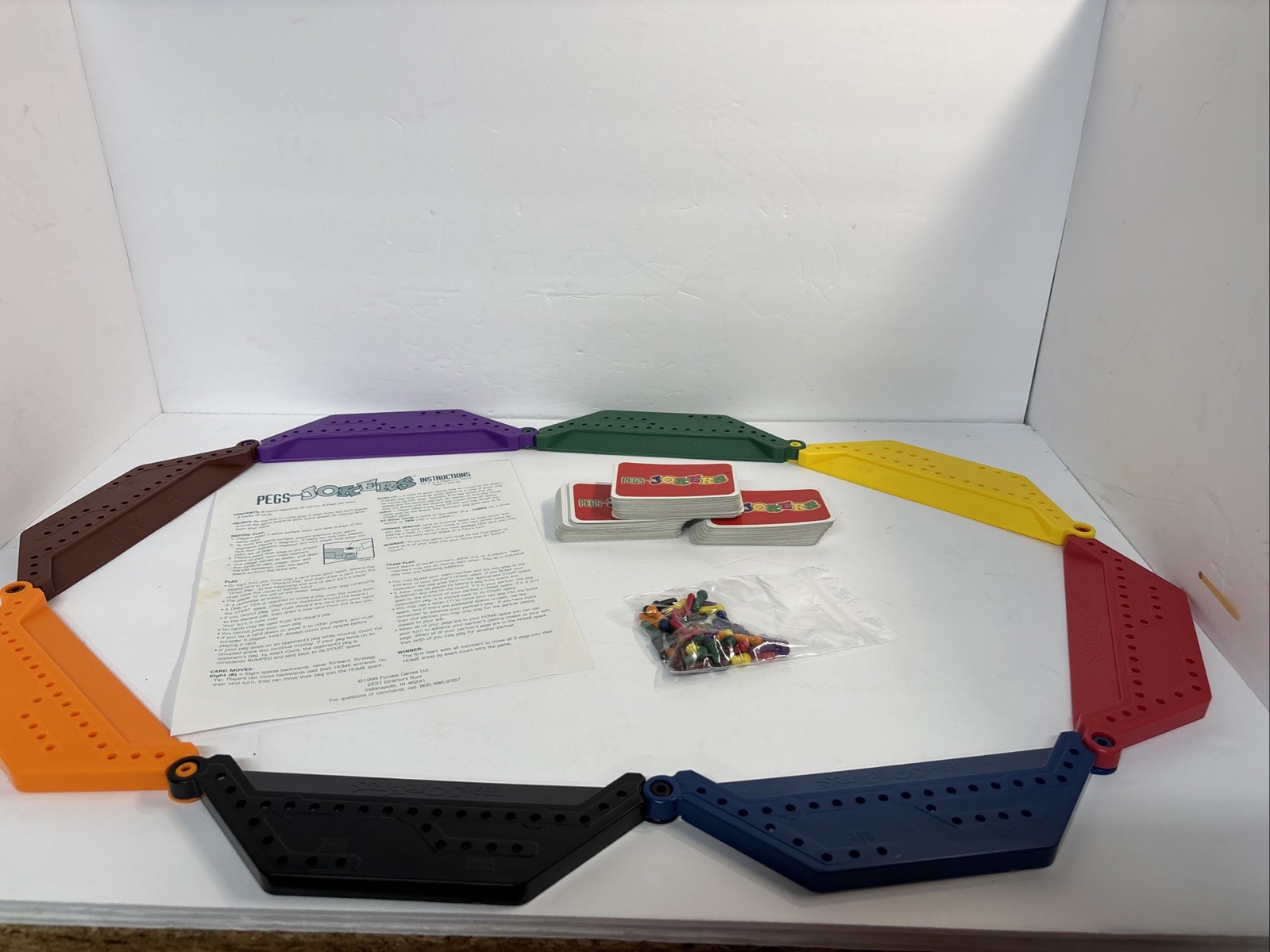 Vintage Pegs & Jokers Fundex The Family Card Game of Racing Pegs Complete