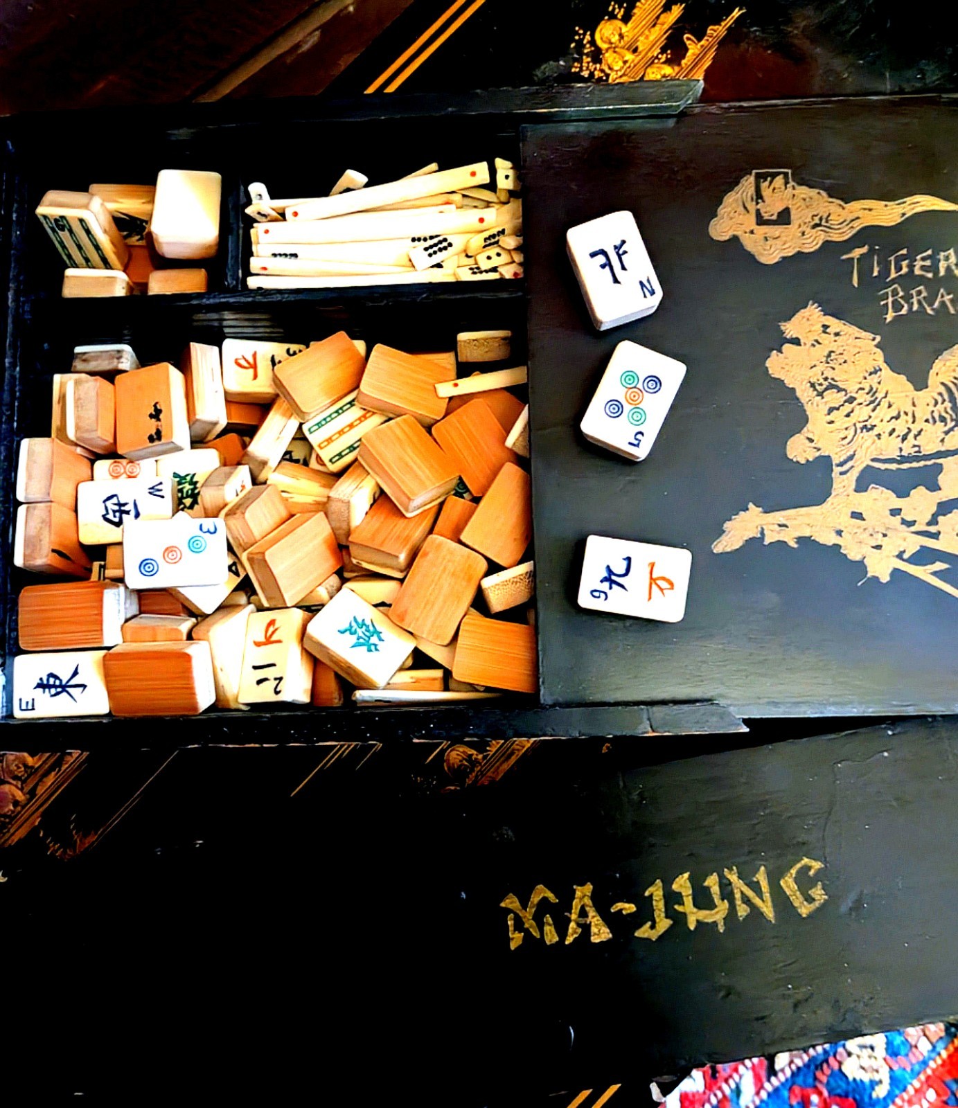 Antique 1920s Tiger Brand Mah-Jongg Set Bone Bamboo Tiles Babcock Rules Book