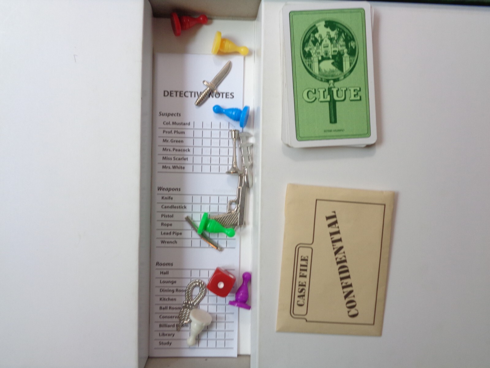 Clue – The Classic Edition 1949 (3-6 Players, Ages 8+, 45-60 Minutes)