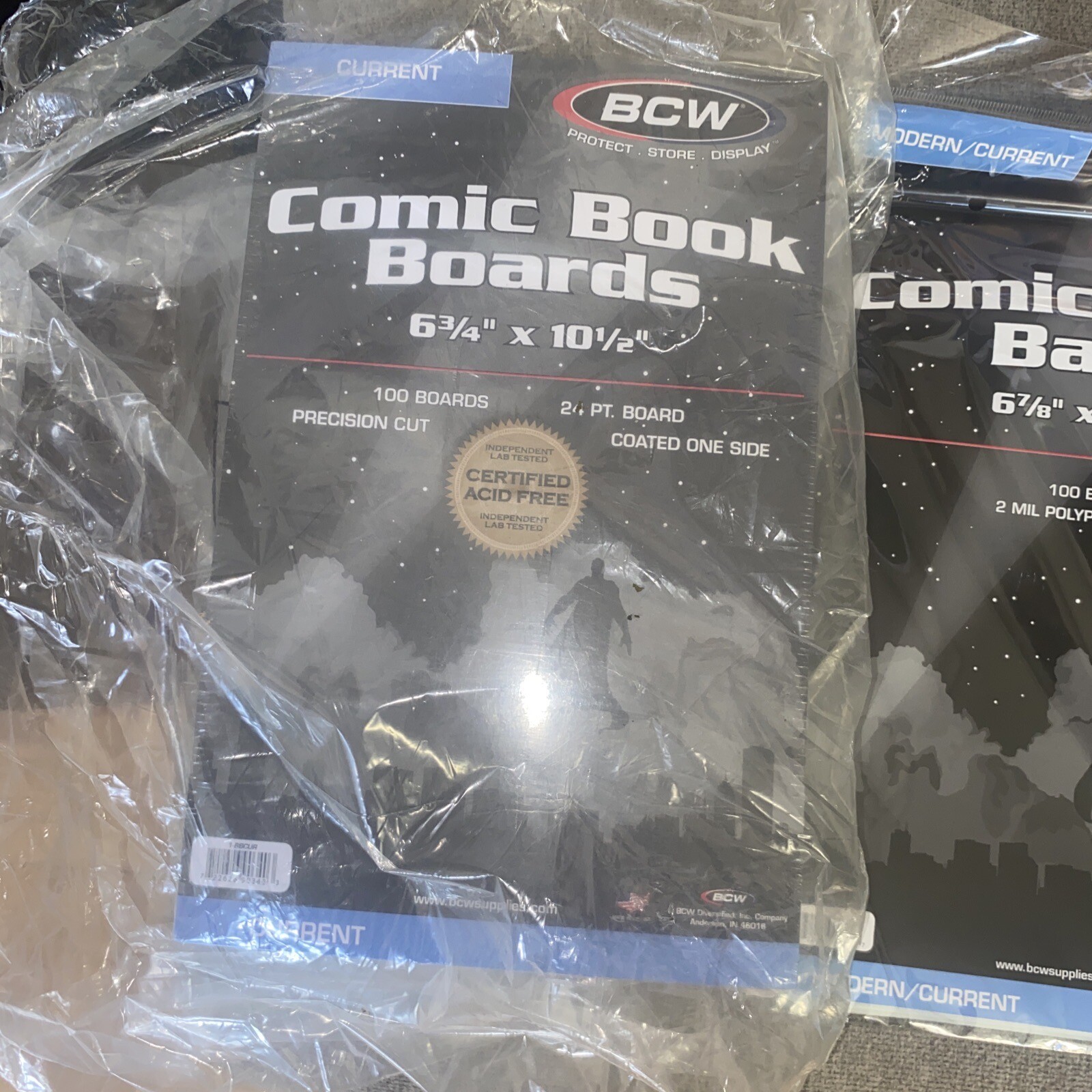 BCW Supplies – Current Size 100 Comic Boards -100 bags- 25 Dividers