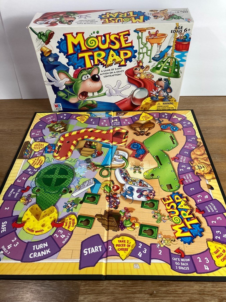 2005 Mouse Trap Game by Milton Bradley Complete in Great Condition