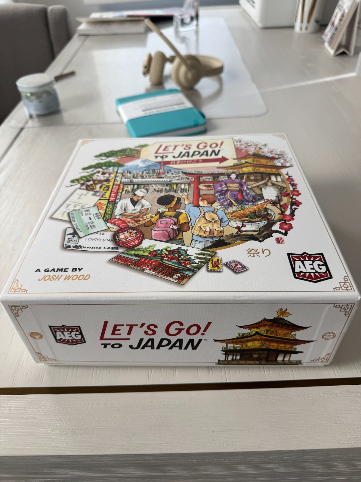 Let’s Go to Japan Kickstarter Edition (scarf and expansions included)