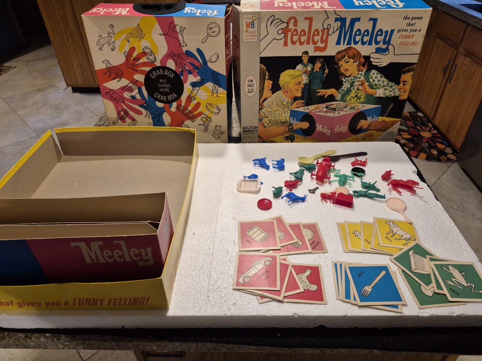 Vintage 1967 Milton Bradley Feeley Meeley Game #4770 Box Poor 23 Cards, 25 Objec