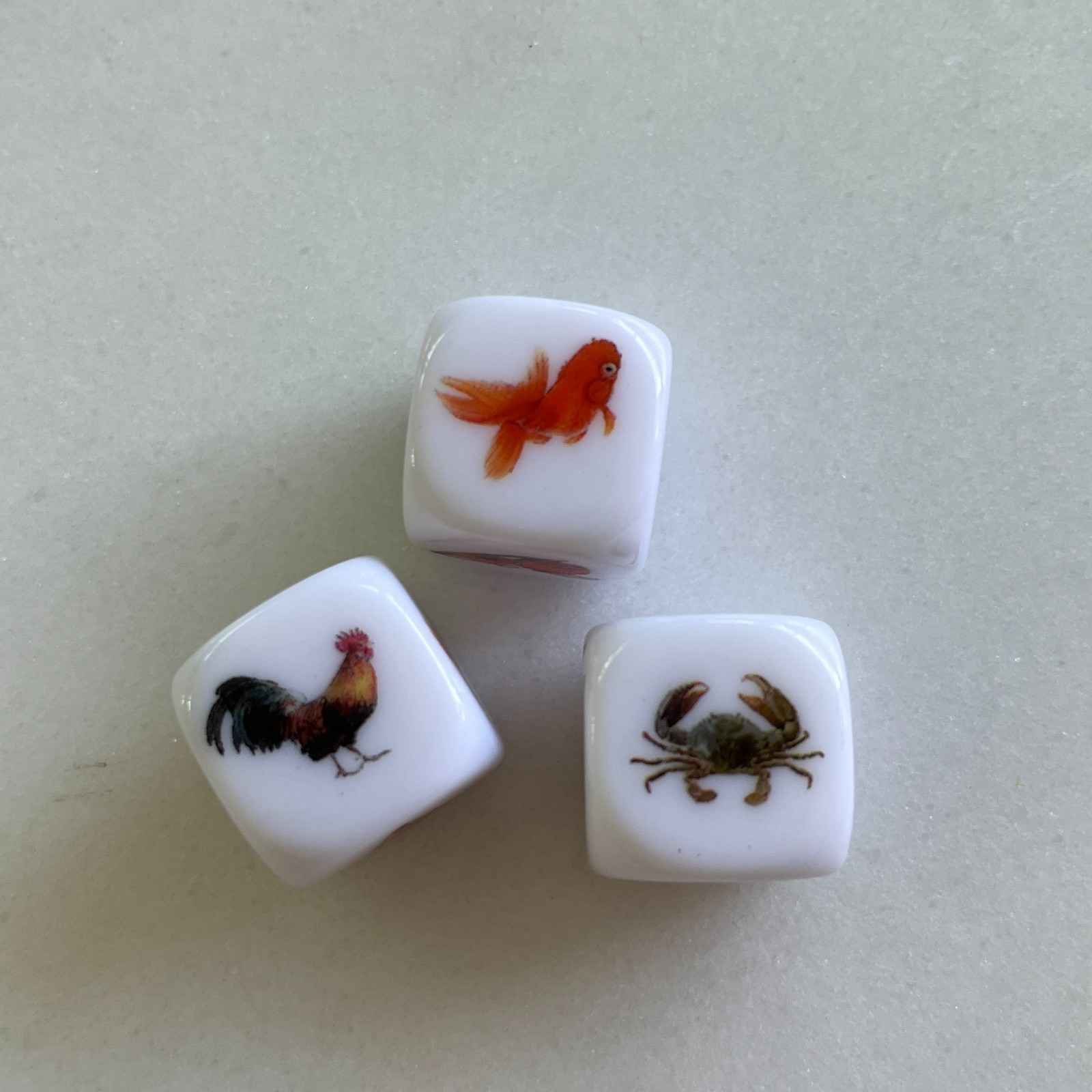 Gourd Fish Shrimp Crab Dice Crown Anchor Game Chuck A Luck Game Bau Ca Tom Cua