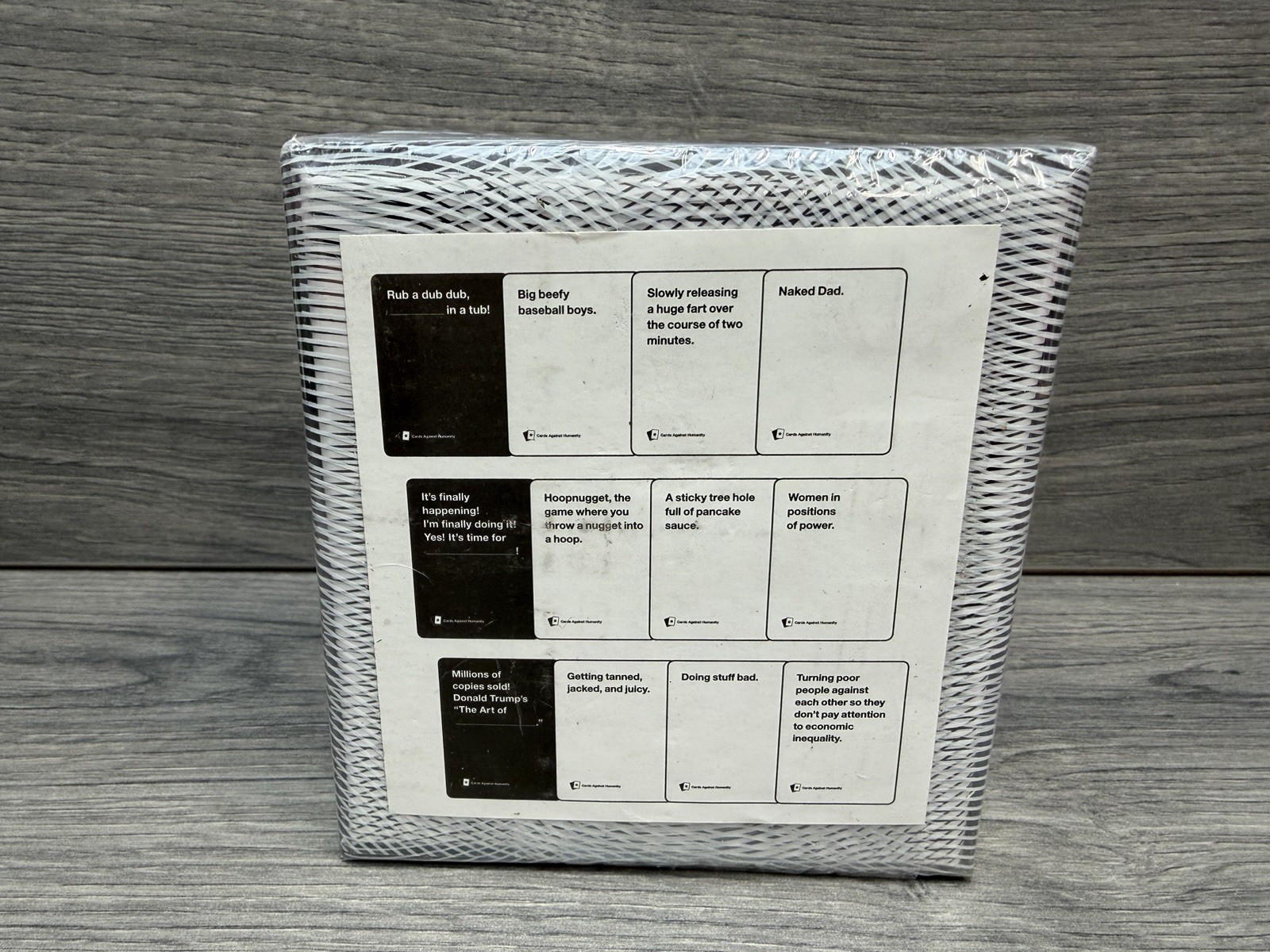 Cards Against Humanity Absurd Box Expansion Deck 300 Cards 2018 New Sealed Box