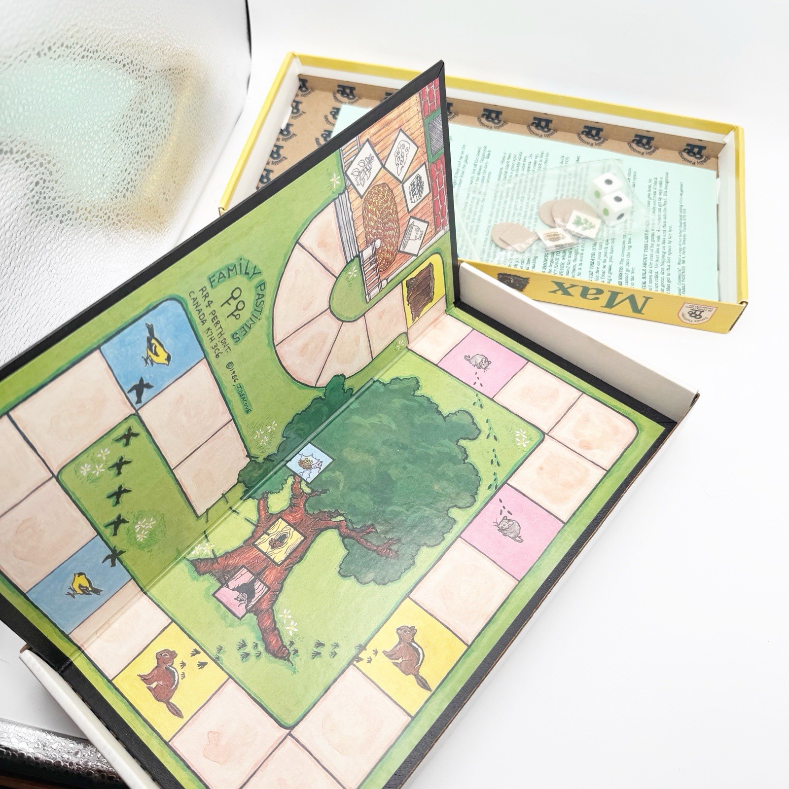 Family Pastimes Max A Co-Operative Board Game Ages 4-7 Players 2-8 New