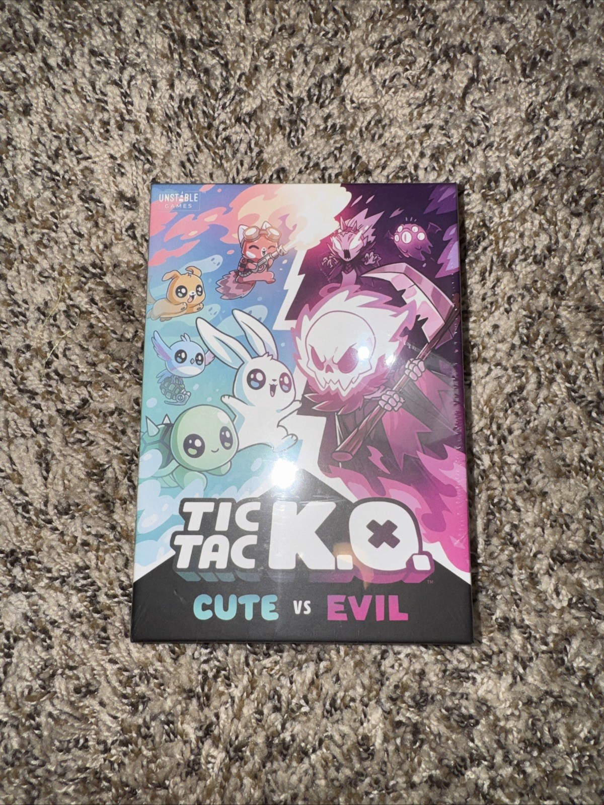 New Tic Tac KO Cute vs Evil Card Game 8+ K.O. 2-4 Players Unstable Games