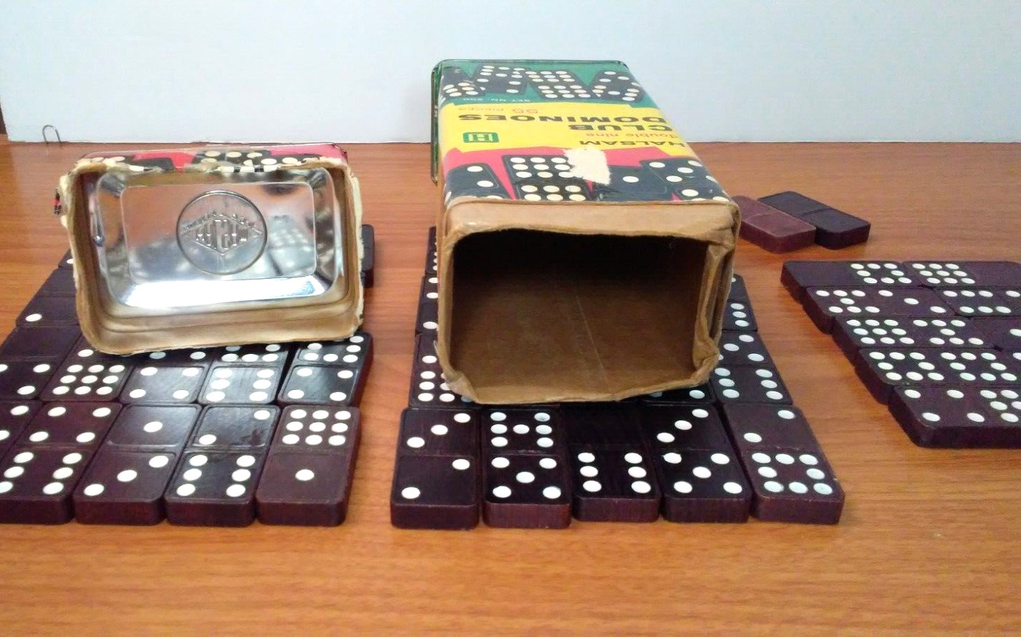 Halsam Double Nine Club Dominoes Game Set No. 200 Vintage 1970s Playskool USA
