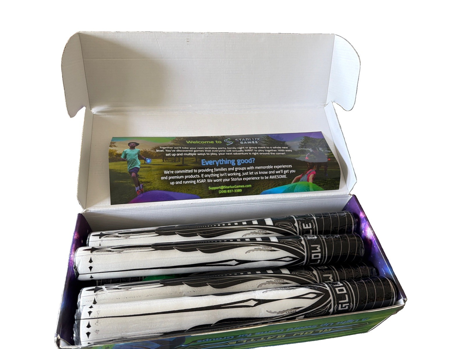 GLOW BATTLE- Starlux Light Up the Night Sword Game For Groups 2-10 (new OpenBox)