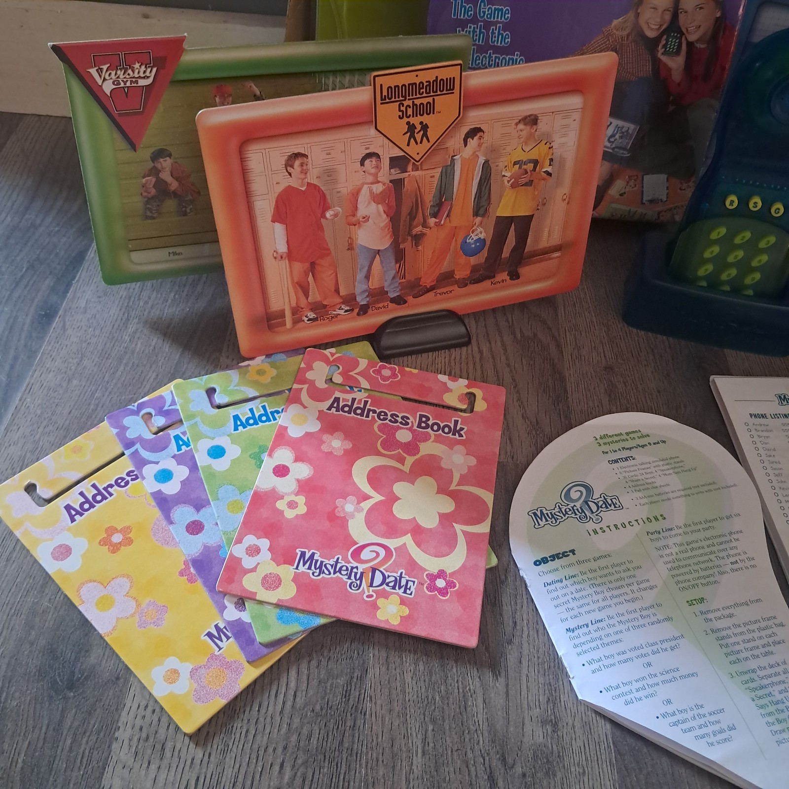 Milton Bradley Mystery Date Board Game Electronic Talking Phone 2000