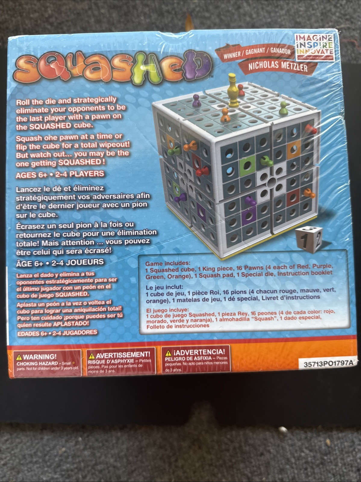 Squashed – 3D Strategy CUBE – problem solving and strategy – 2 to 4 players