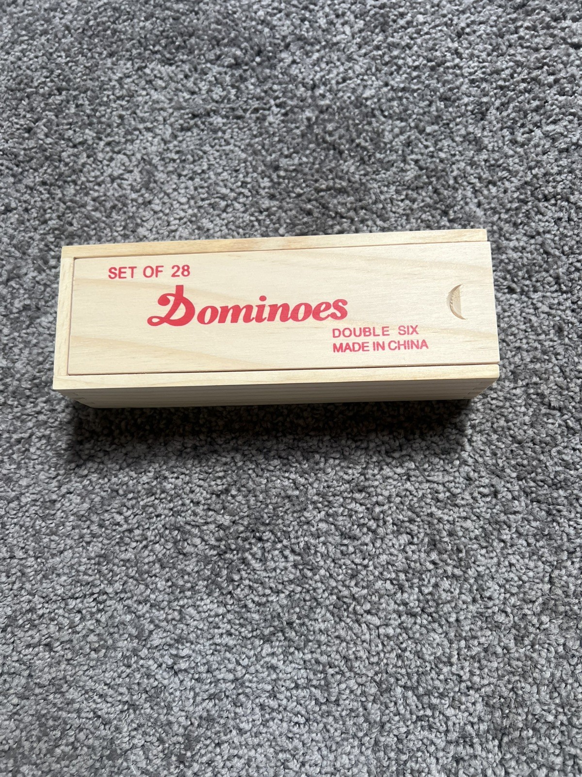 Domino Set of 28 Double Six Dominoes Wood Box Center Pins Easy Flip