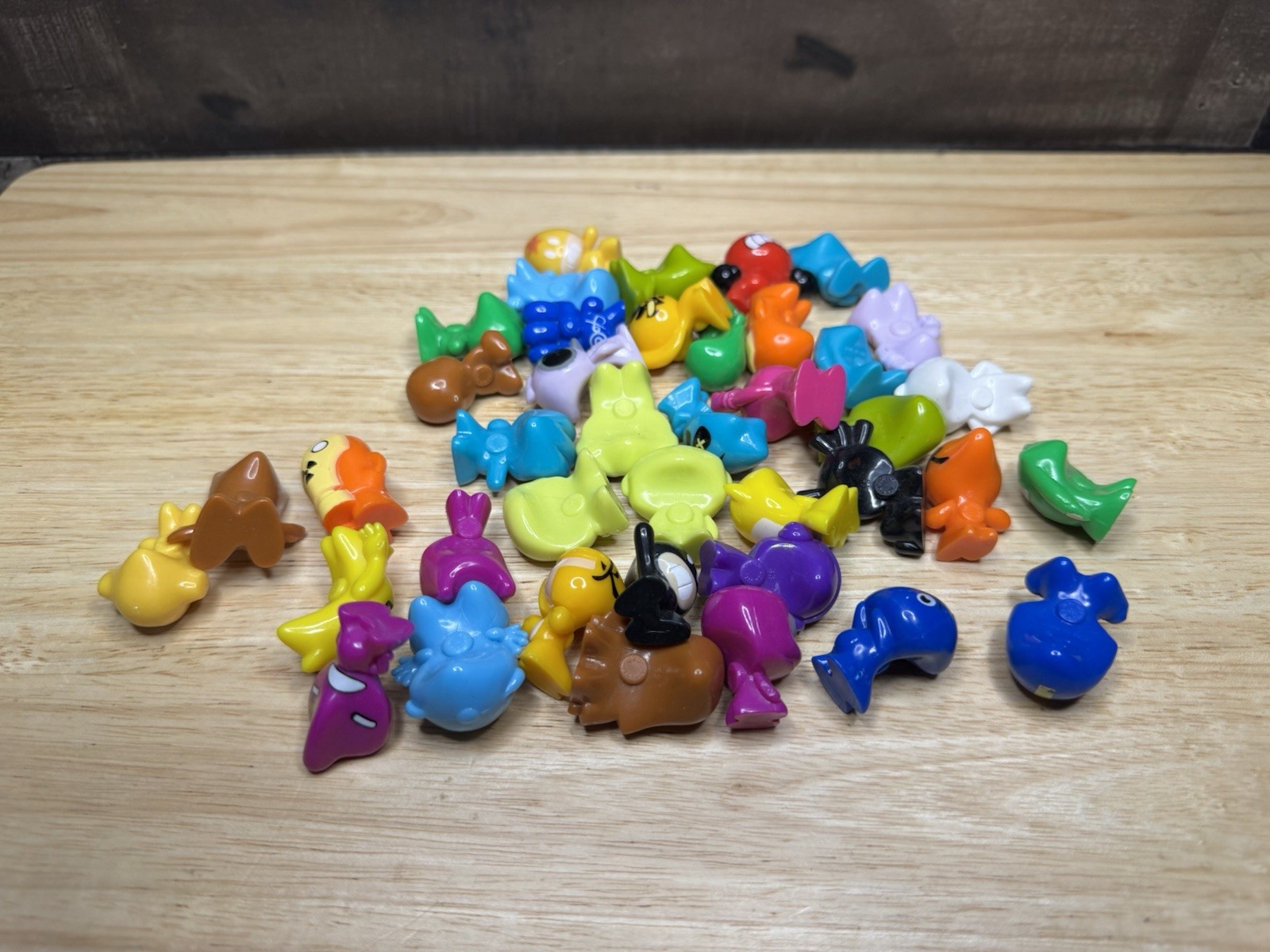 Gogos Crazy Bones Assorted Lot of 40 New Out of Package
