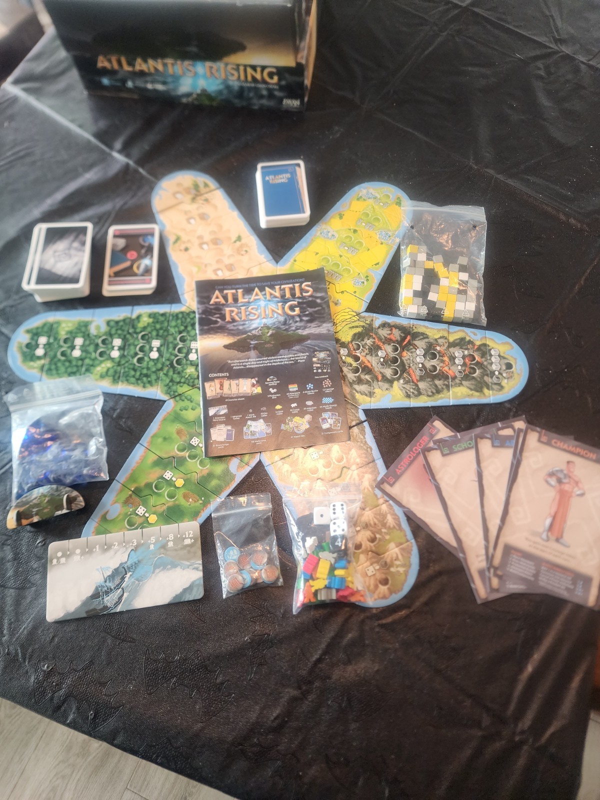 Atlantis Rising Board Game Z-Man Games EXCELLENT CONDITION FREE SHIPPING