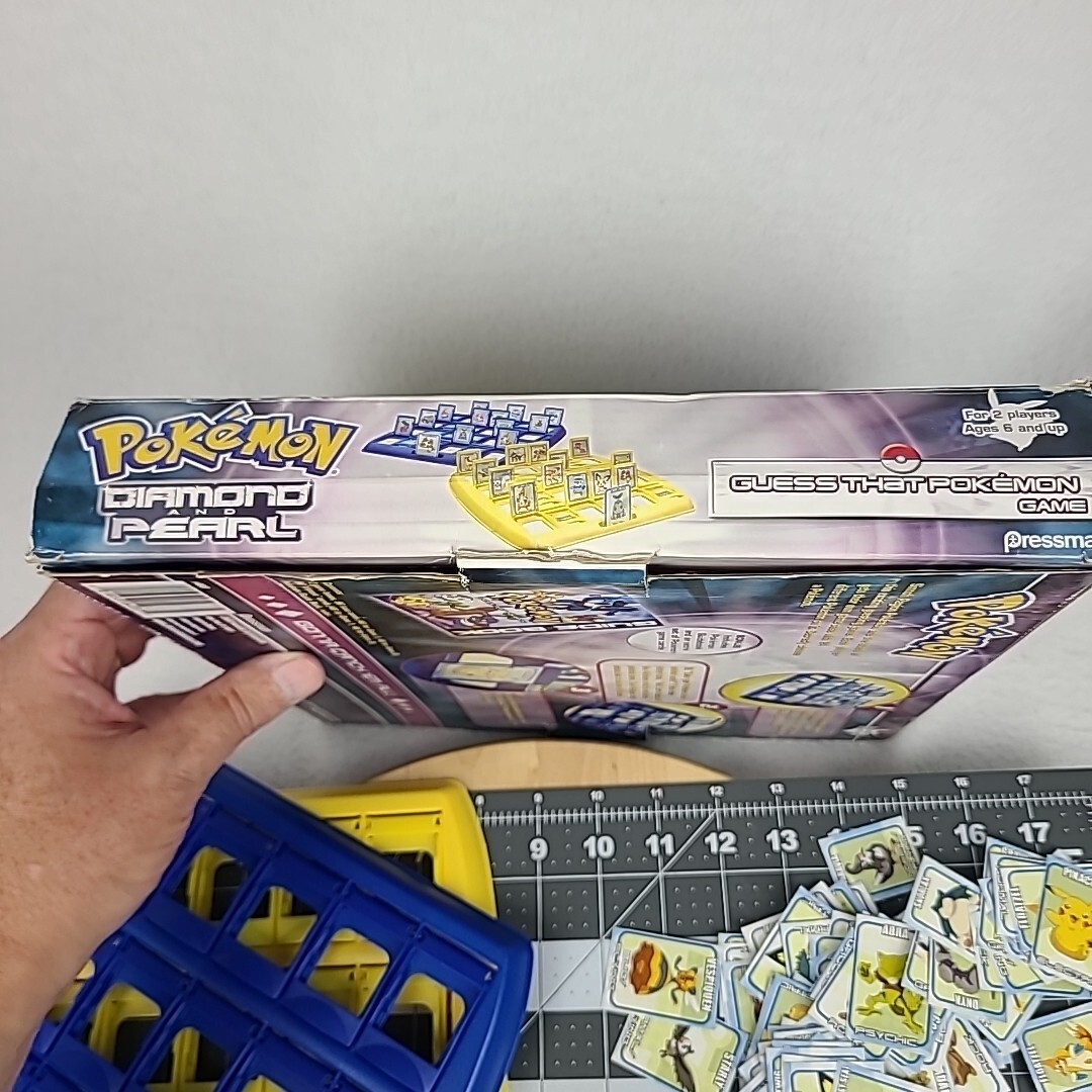 Pokémon Diamond and Pearl Guess that Pokémon Game Pressman #4037 Incomplete