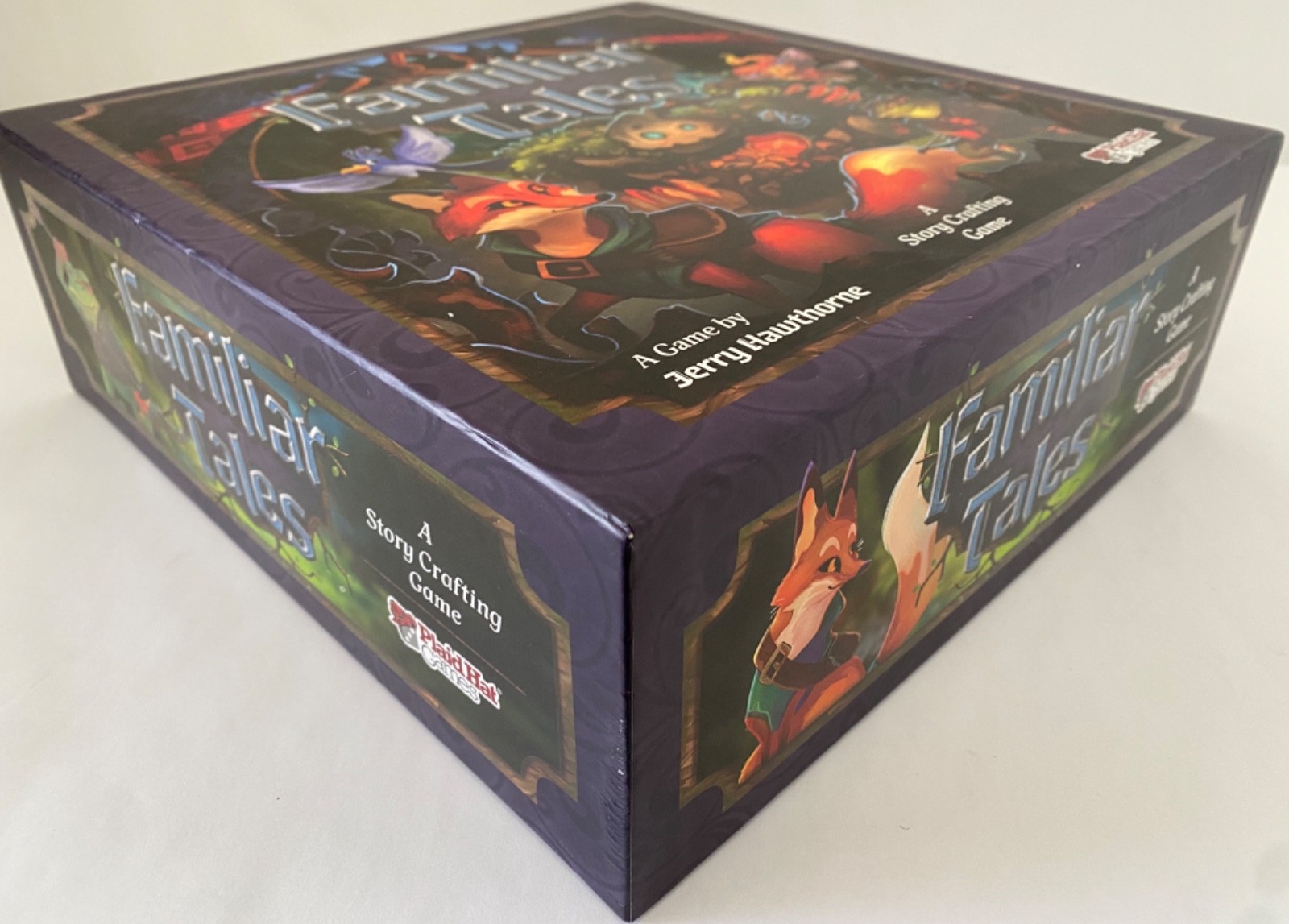 FAMILIAR TALES PLAID HAT BOARD GAME WITH FORAGERS MARKET SUPPLY TRAY