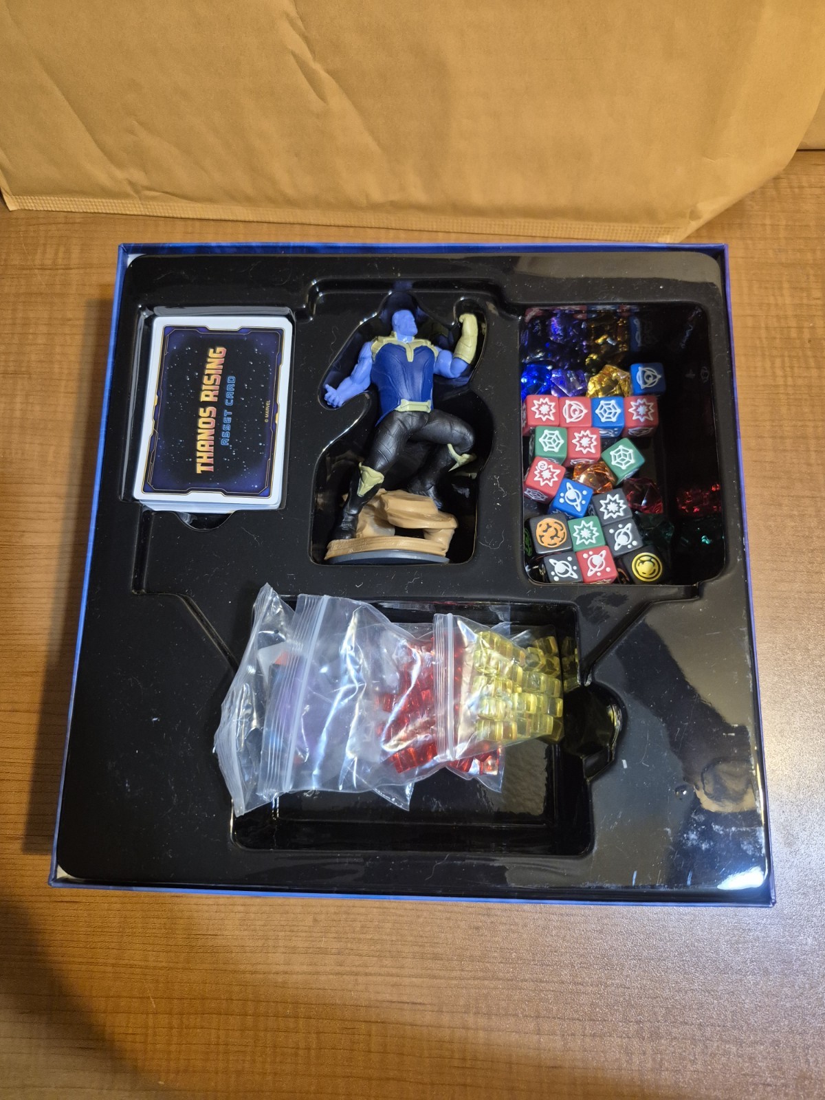 Complete Avengers Infinity War Thanos Rising 2018 USAopoly Dice Board Game