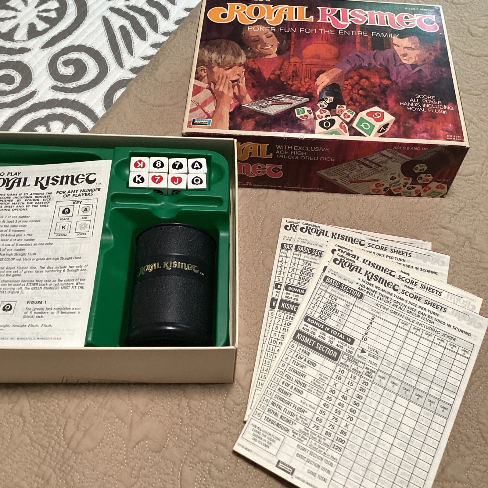 Royal Kismet Poker Dice Game Complete w Clean Score Pads Lakeside 1974