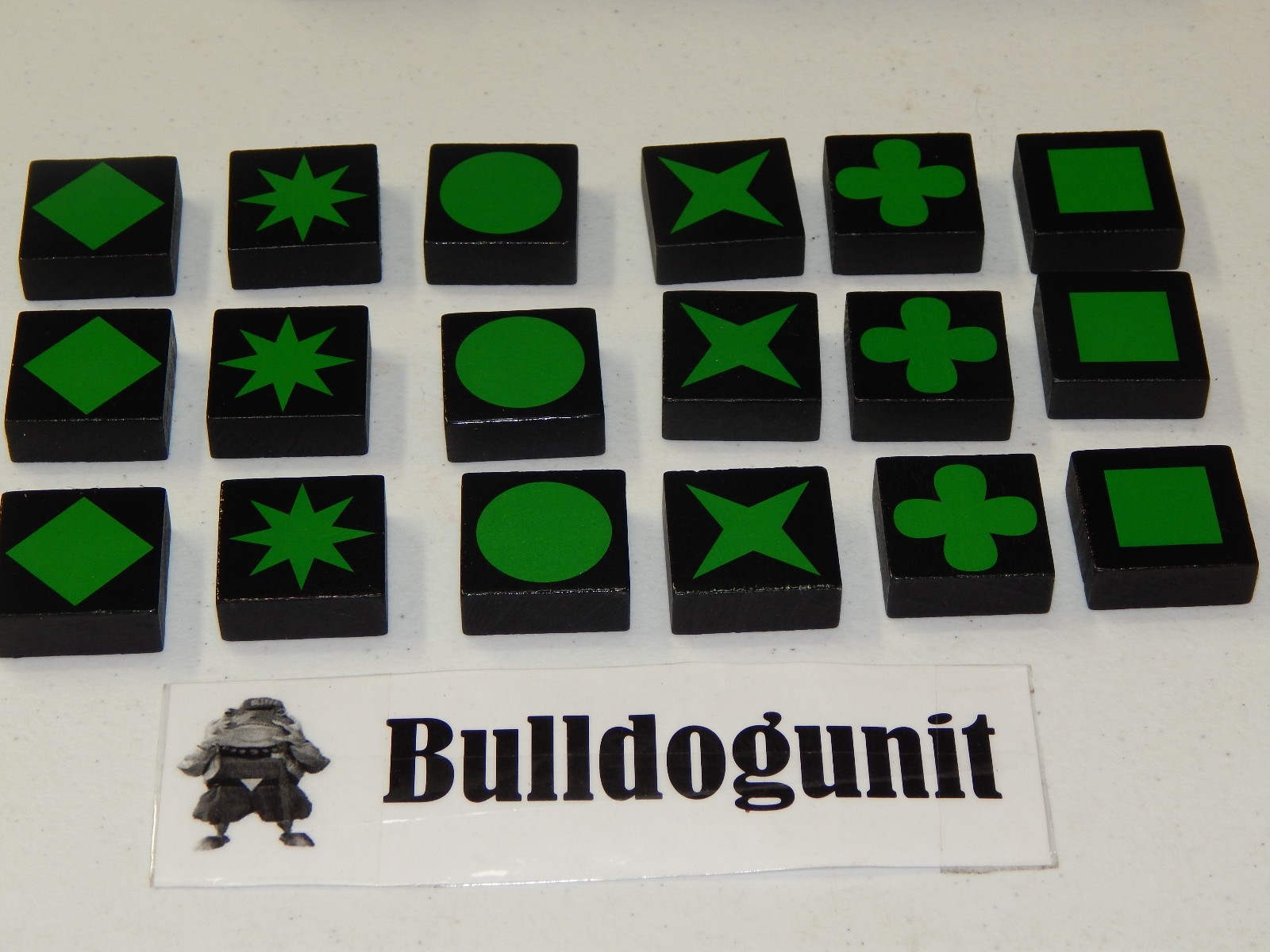 2010 Qwirkle Board Game Replacement All 18 Green Tile Pieces Parts Only