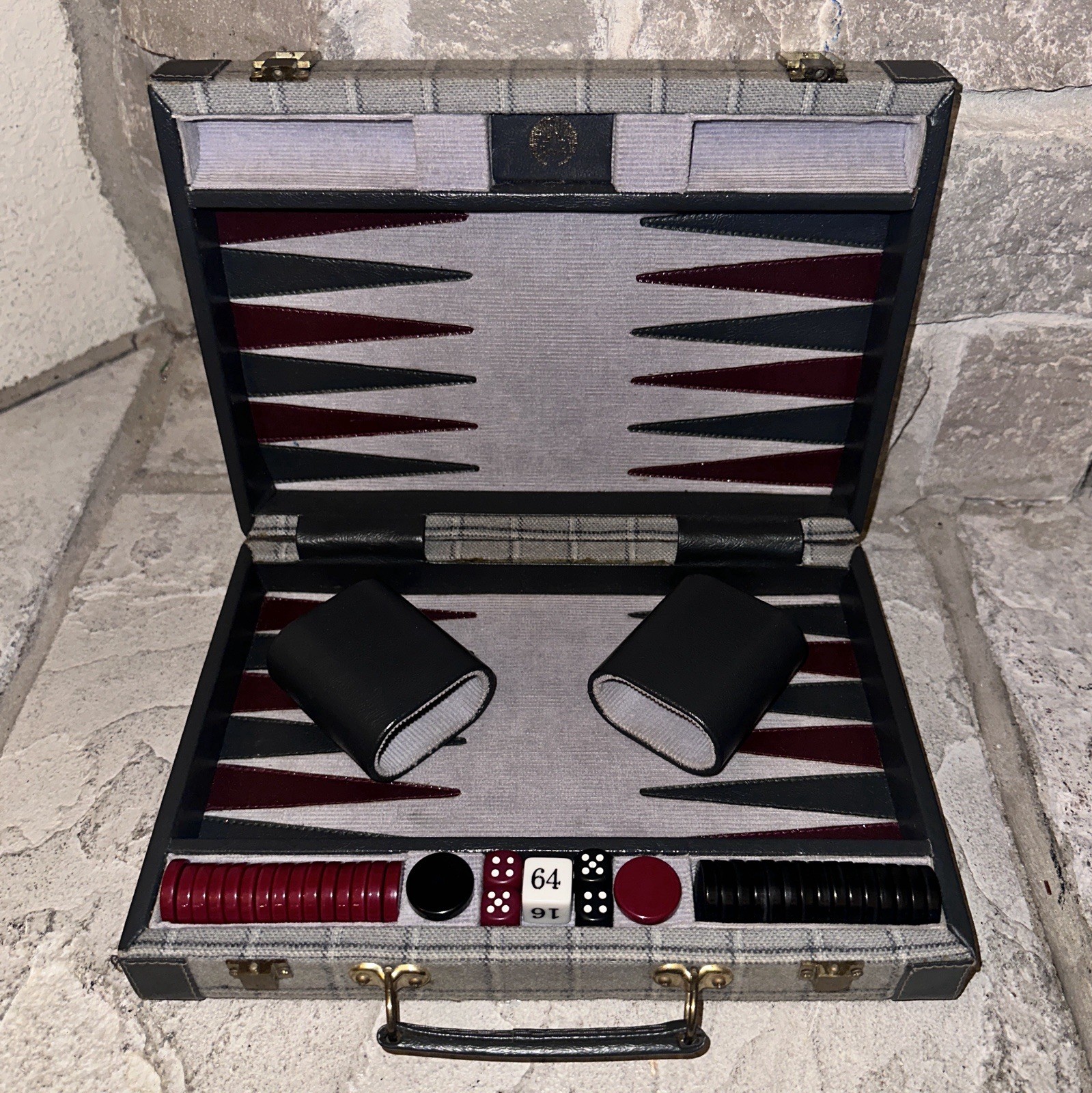 Aries Plaid Travel Backgammon Complete Set 15×11” Board Game Blue/Red Chips