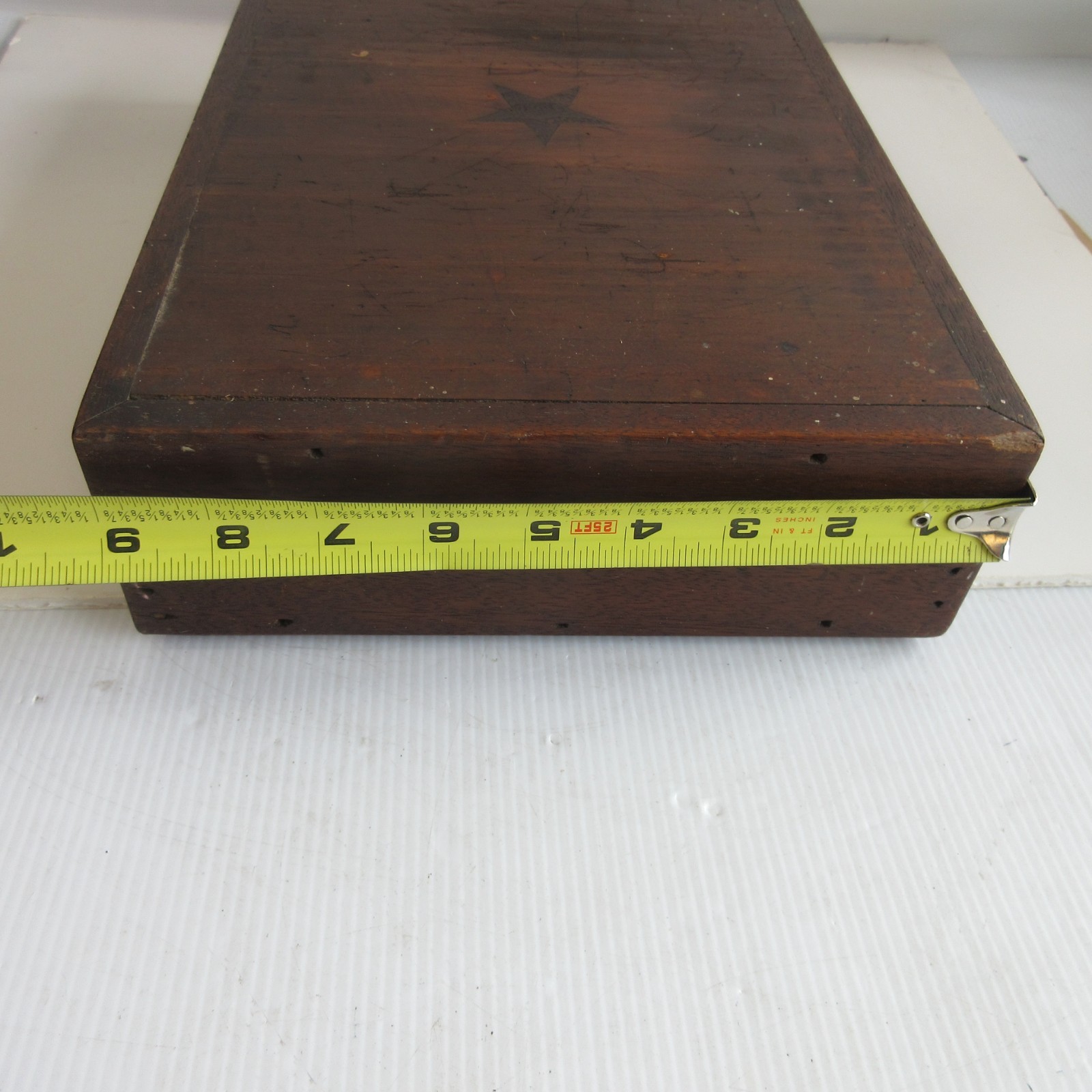 ANTIQUE WOODEN BACKGAMMON SET early wood bone dice?