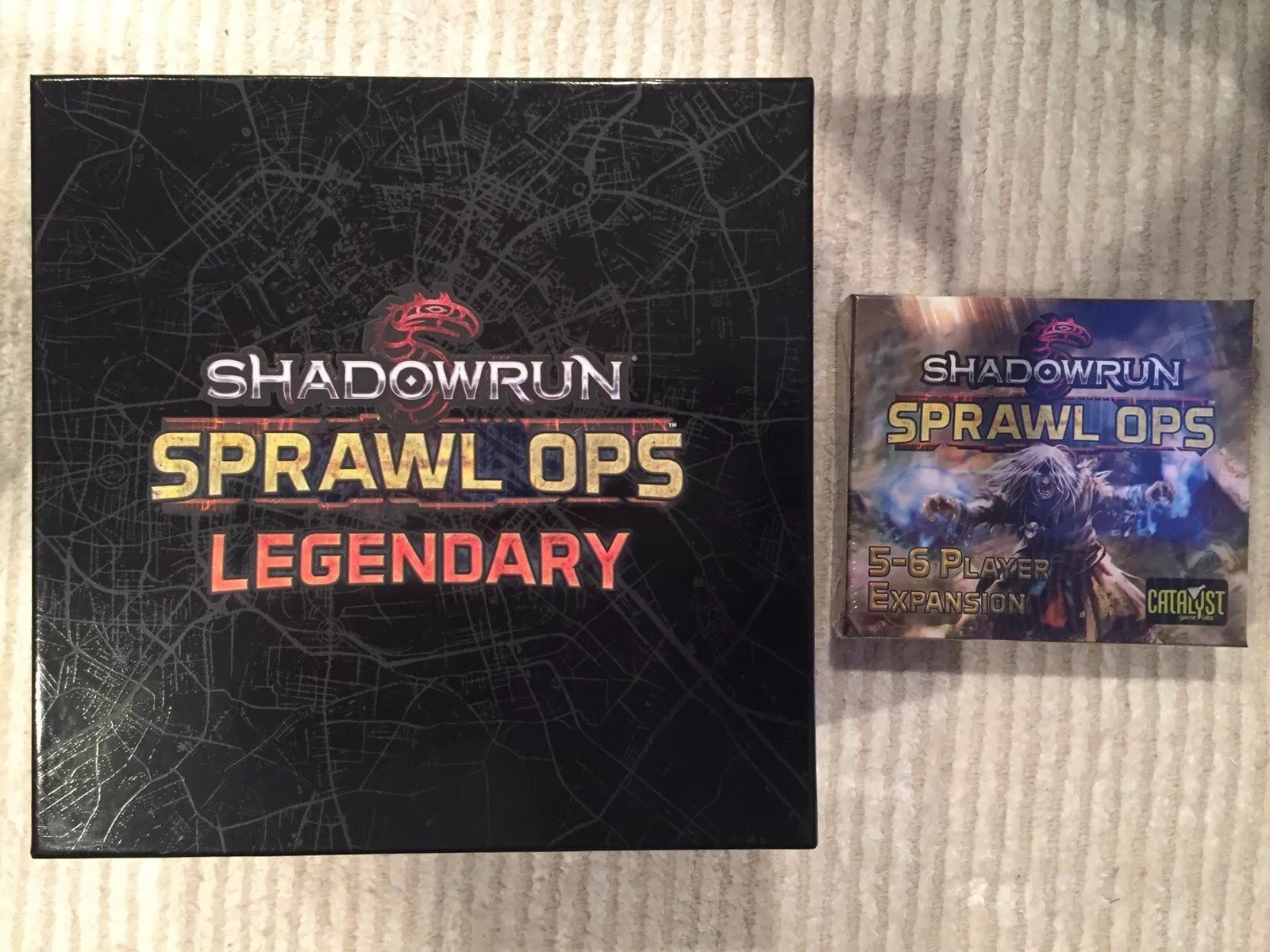 Shadowrun Sprawl Ops Legendary Box & 5-6 Player Expansion & Foil Maps & Sleeves
