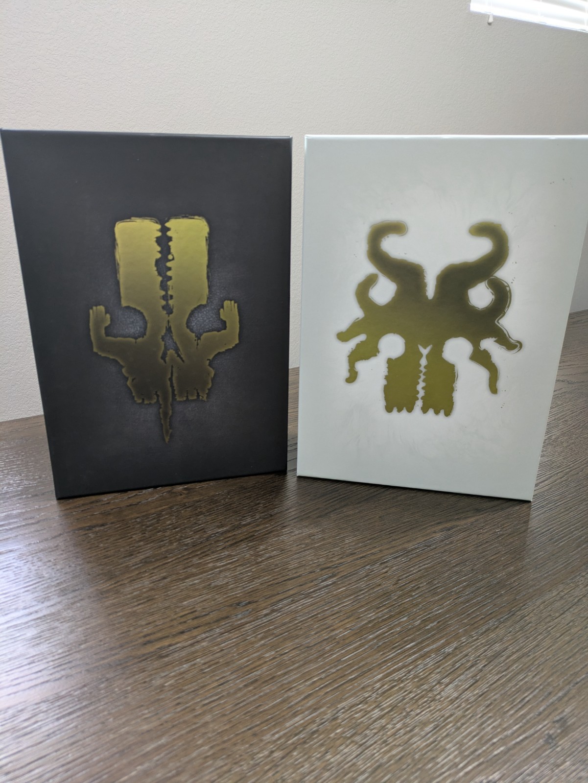 The 7th Continent Board Game – KICKSTARTER: Base Game + Expansions Serious Poulp