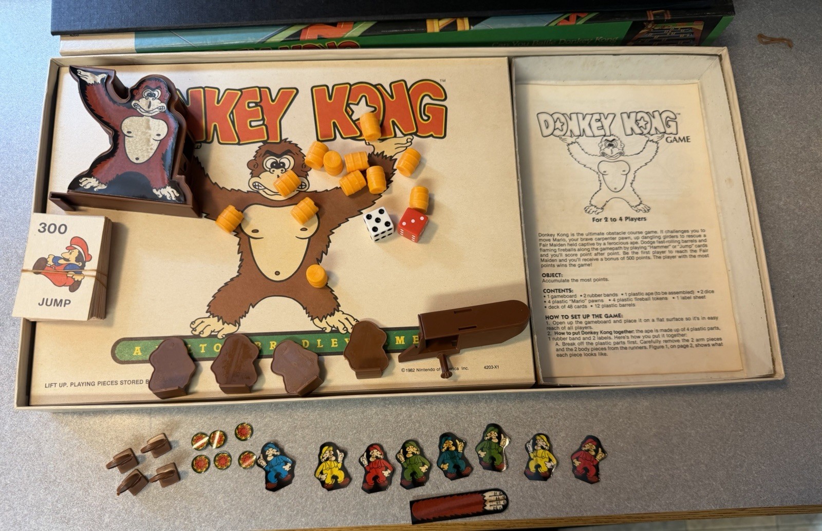 1982 Milton Bradley Donkey Kong Board Game Nintendo Complete Minus 1 Sticker